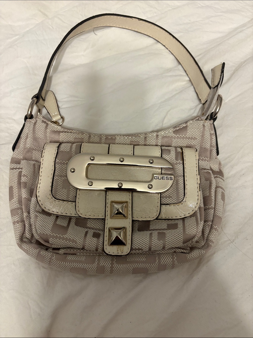 Guess Cream Logo-Print Shoulder Bag with Studded Front Flap